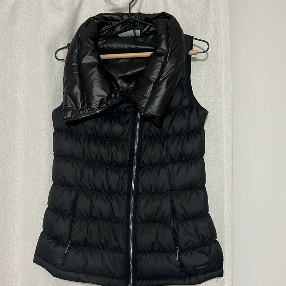 Athleta Black Quilted Puffer Vest